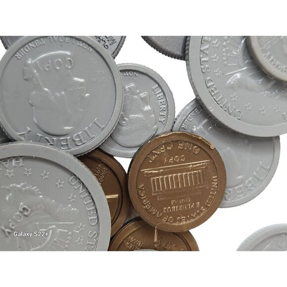 Assorted Play Money Coins Lot - Plastic & Metal Look Alike - Picture 8 of 16